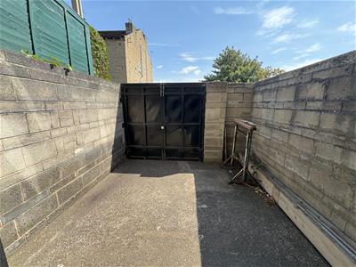 Picture 18